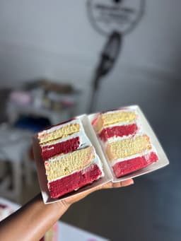 Cake slice